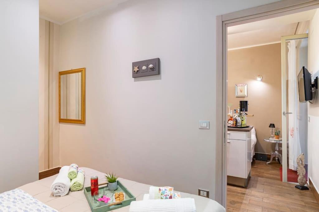 ジェノヴァLily'S - Near Harbor And Downtown With Terrace - Italy Flat Vacationアパートメント エクステリア 写真